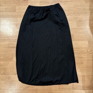 Vanity Fair Classic Black Pencil Skirt